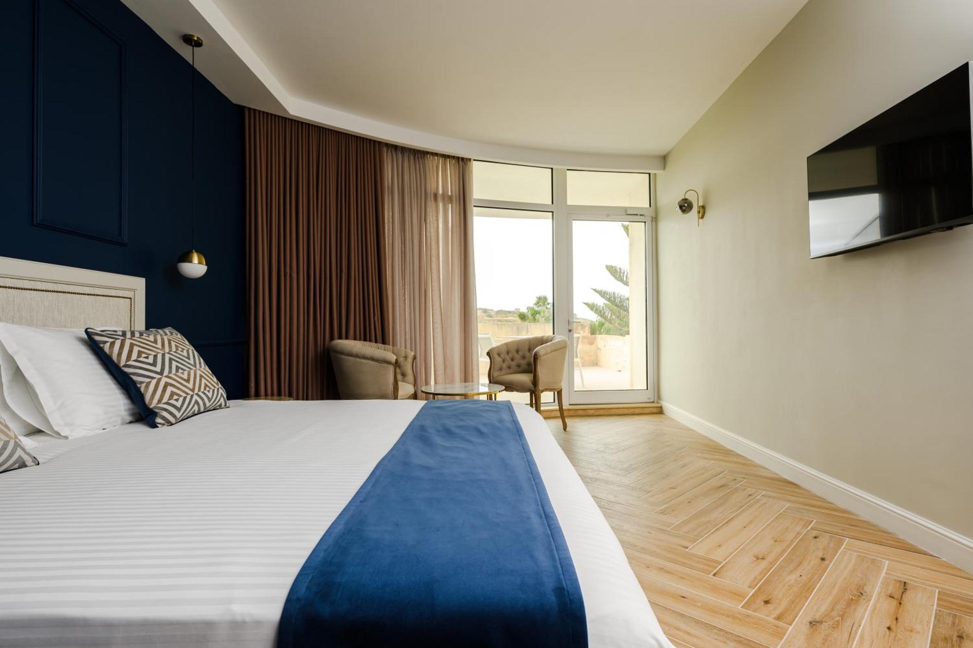 XVI Suites - Adults Only Naxxar Екстериор снимка