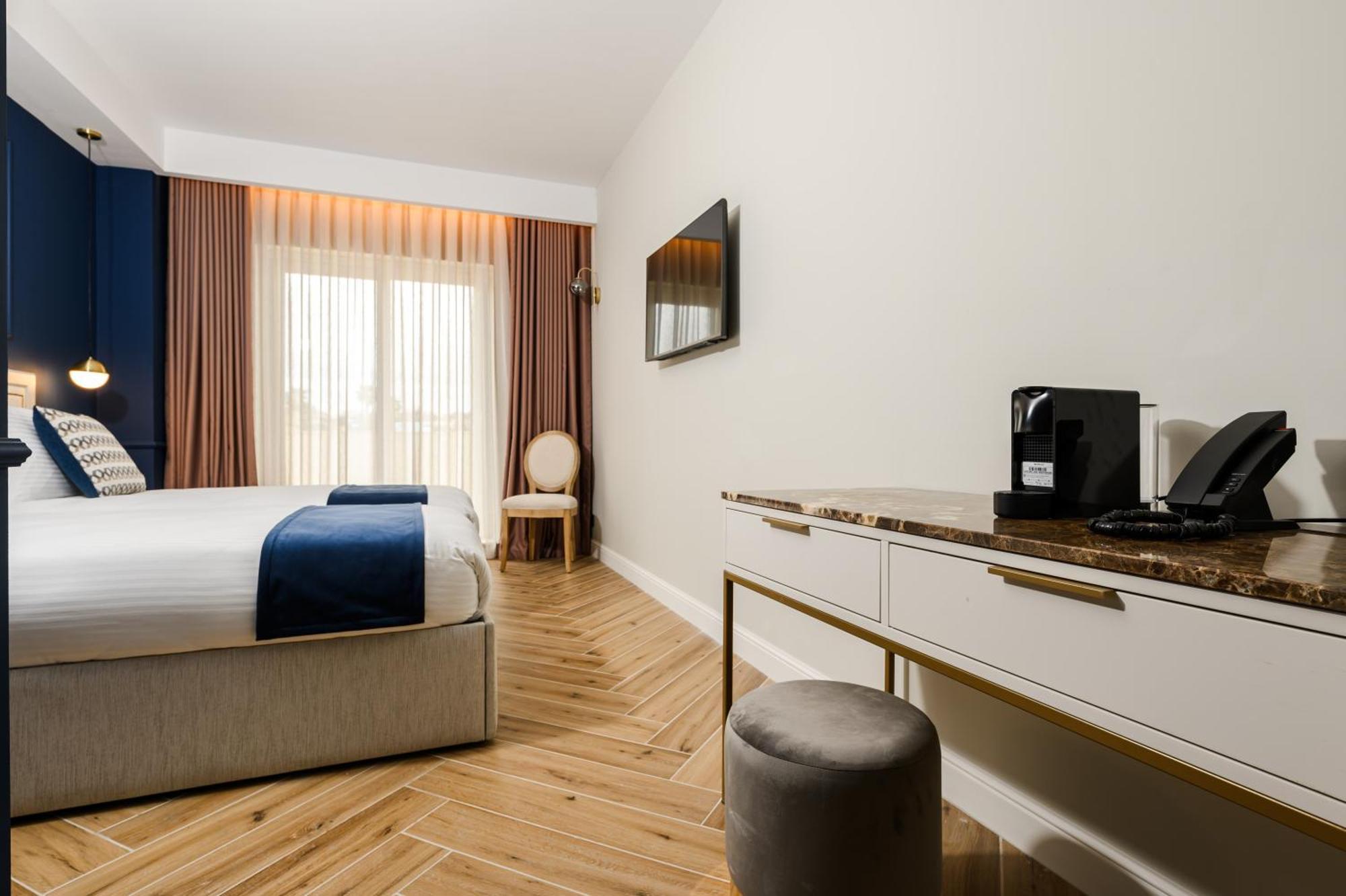XVI Suites - Adults Only Naxxar Екстериор снимка