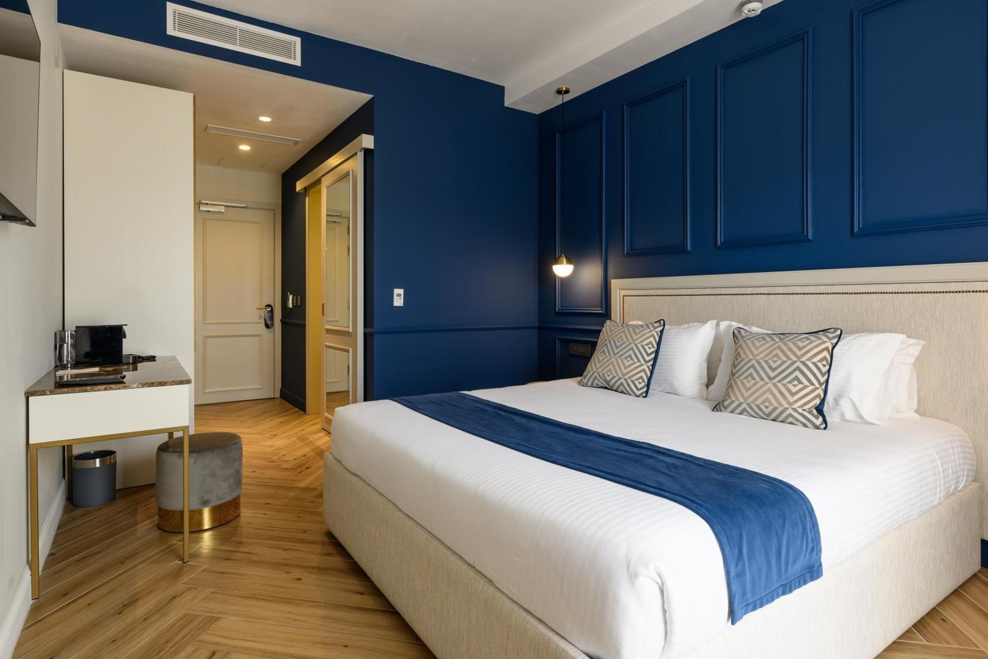 XVI Suites - Adults Only Naxxar Екстериор снимка
